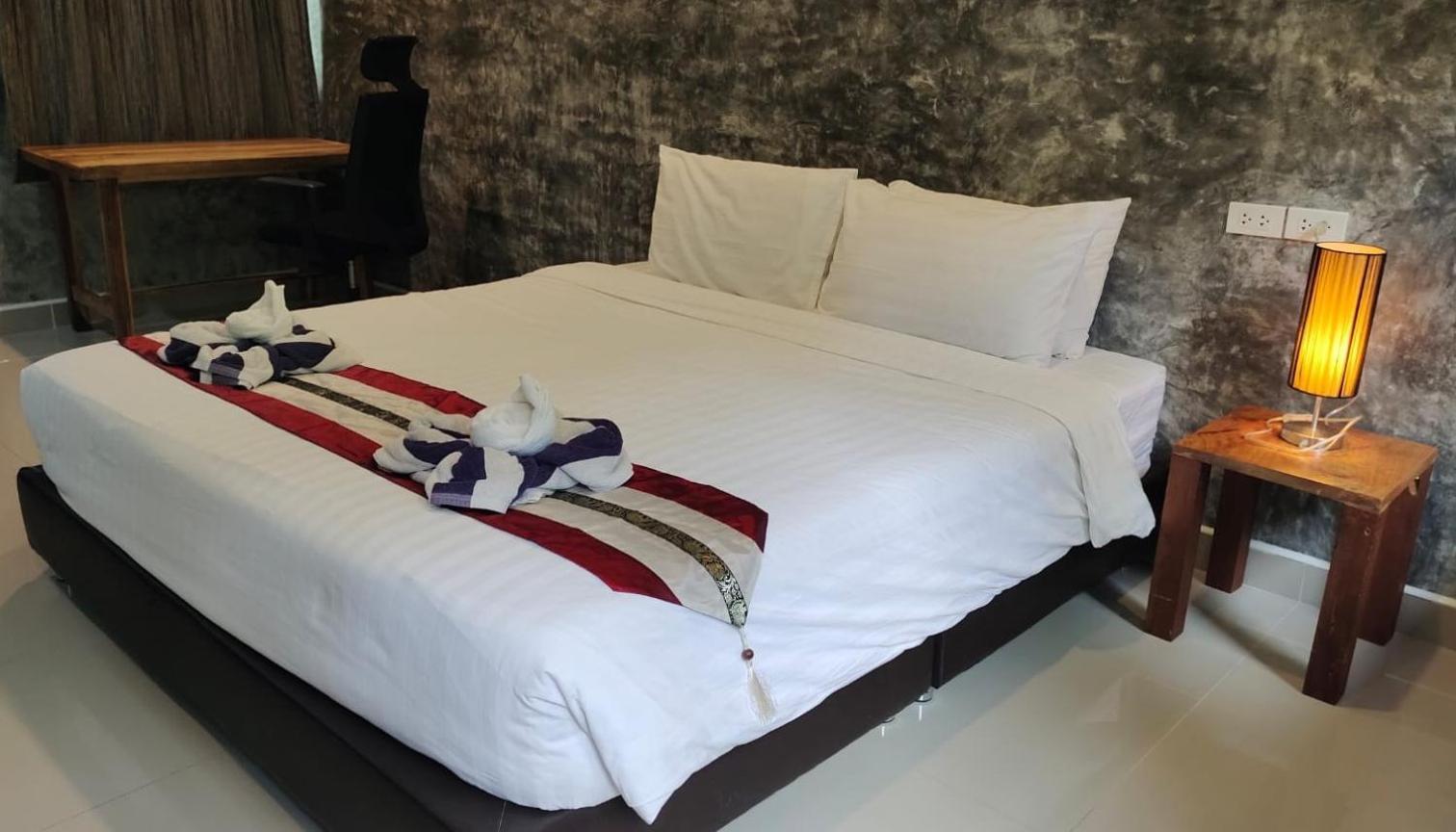Le Grand Bleu Hotel Wok Tum Экстерьер фото